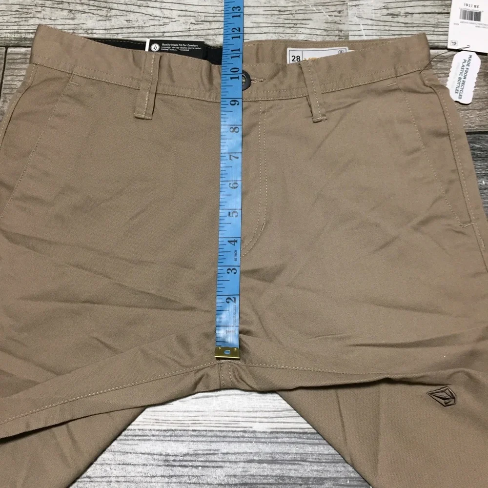 Volcom Chino Shorts Youth 28 Beige Tan (Inseam 9) Casual Flat Front